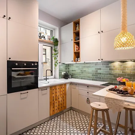 Bohemian In Old Town - Self Check-in *