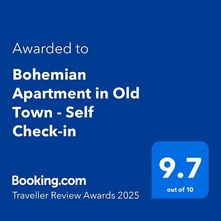 Bohemian In Old Town - Self Check-in *