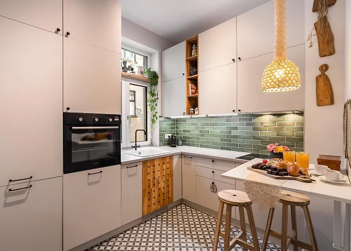 Bohemian In Old Town - Self Check-in *