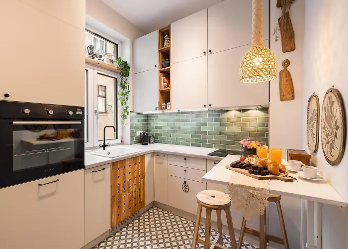 Bohemian In Old Town - Self Check-in Bukarest