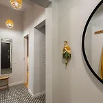 Bohemian In Old Town - Self Check-in Apartman Bukarest